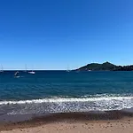 Appartement Beach, Sun, Air Conditioning And Parking In Agay!