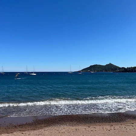 アパート Beach, Sun, Air Conditioning And Parking In Agay!