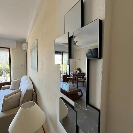 Beach, Sun, Air Conditioning And Parking In Agay! Apartment *