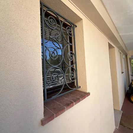 Apartment Beach, Sun, Air Conditioning And Parking In Agay! *