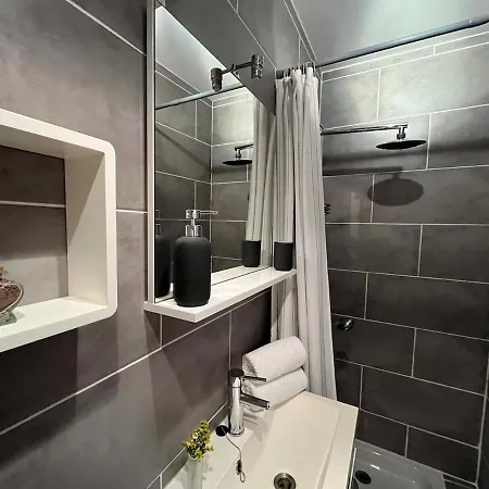 Beach, Sun, Air Conditioning And Parking In Agay! Saint-Raphael (Var)