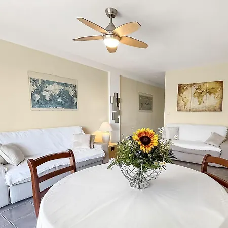 Apartment Beach, Sun, Air Conditioning And Parking In Agay!