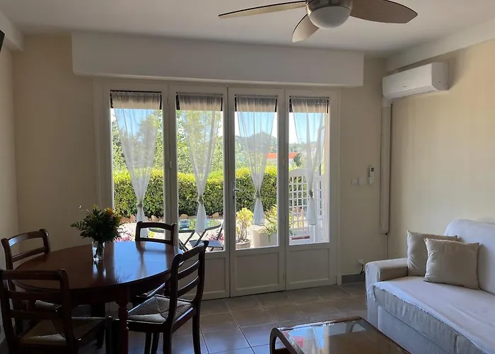 Beach, Sun, Air Conditioning And Parking In Agay! Saint-Raphaël