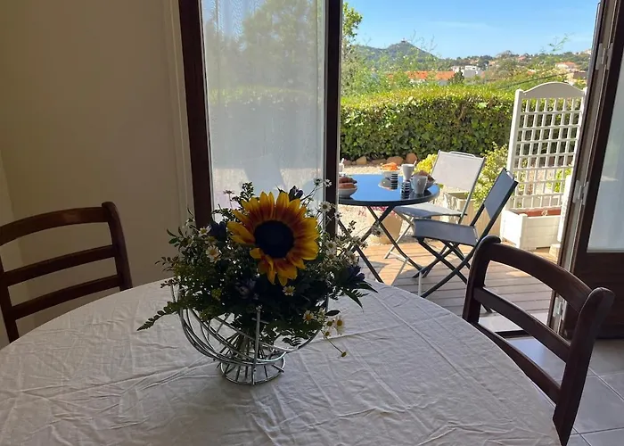 Beach, Sun, Air Conditioning And Parking In Agay!