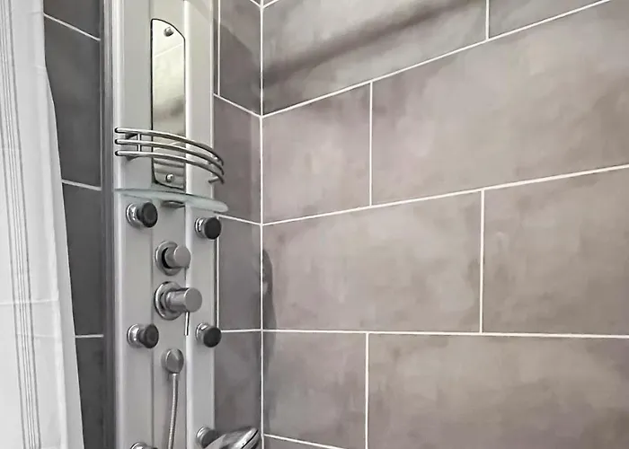 Beach, Sun, Air Conditioning And Parking In Agay! Apartamento