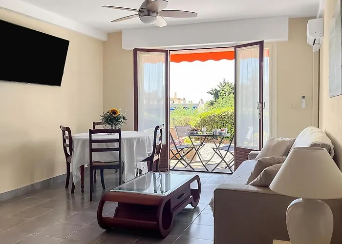 Beach, Sun, Air Conditioning And Parking In Agay! Saint-Raphaël