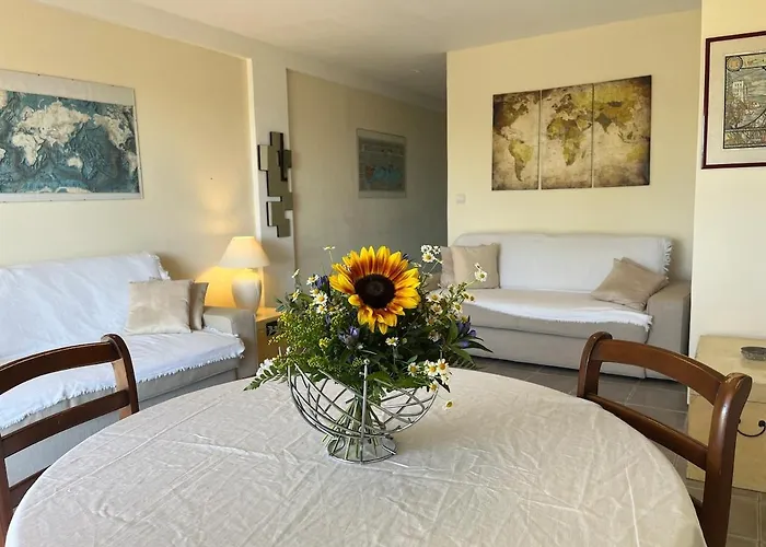 Beach, Sun, Air Conditioning And Parking In Agay! Saint-Raphaël